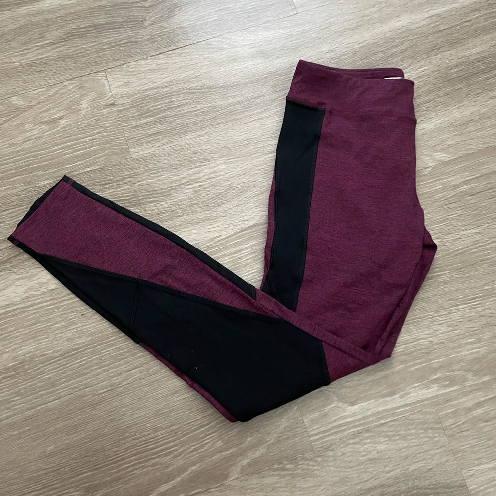 Burgundy/Black Leggings